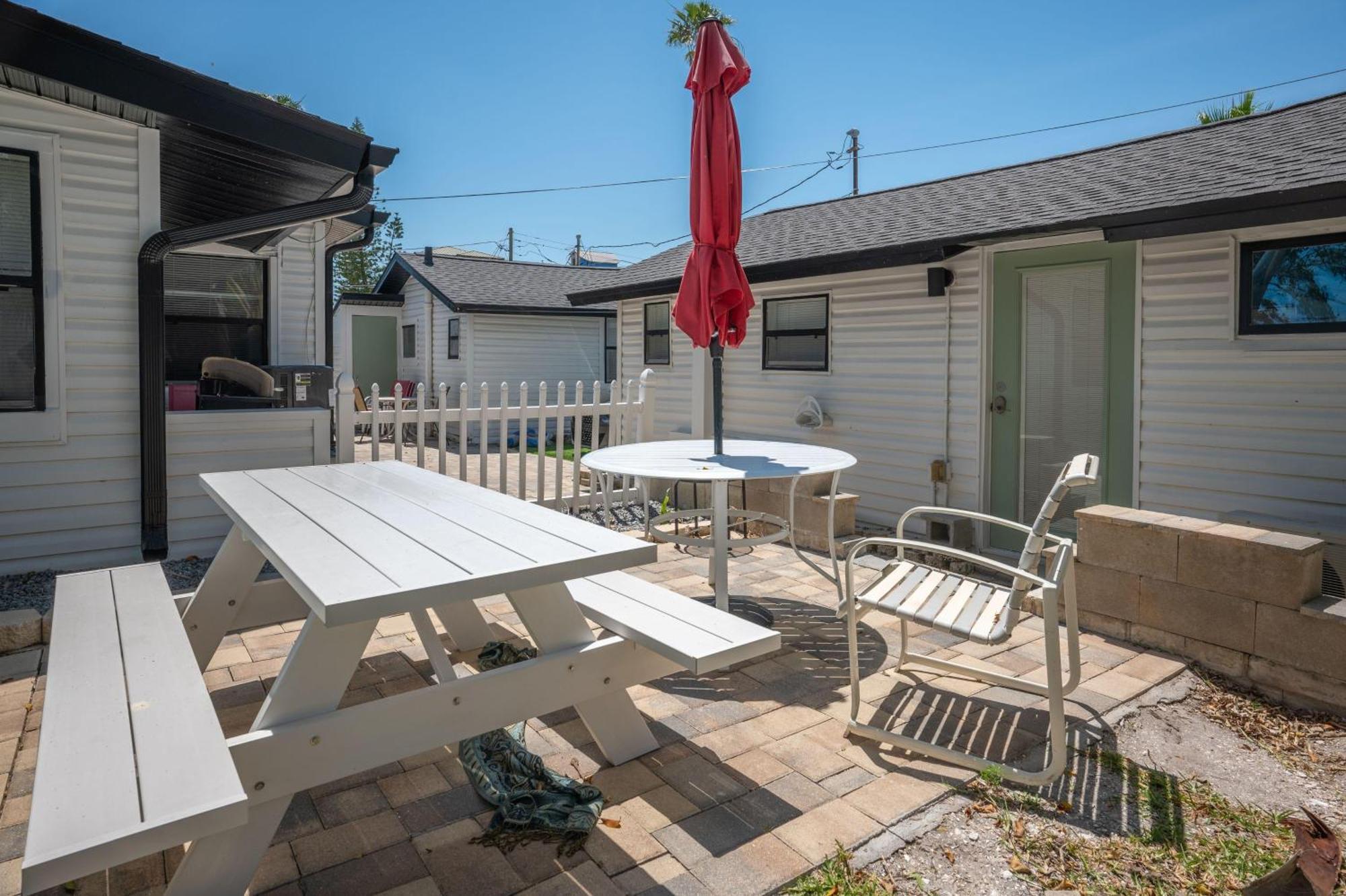 C7-Dolphin Villa St. Pete Beach Eksteriør bilde