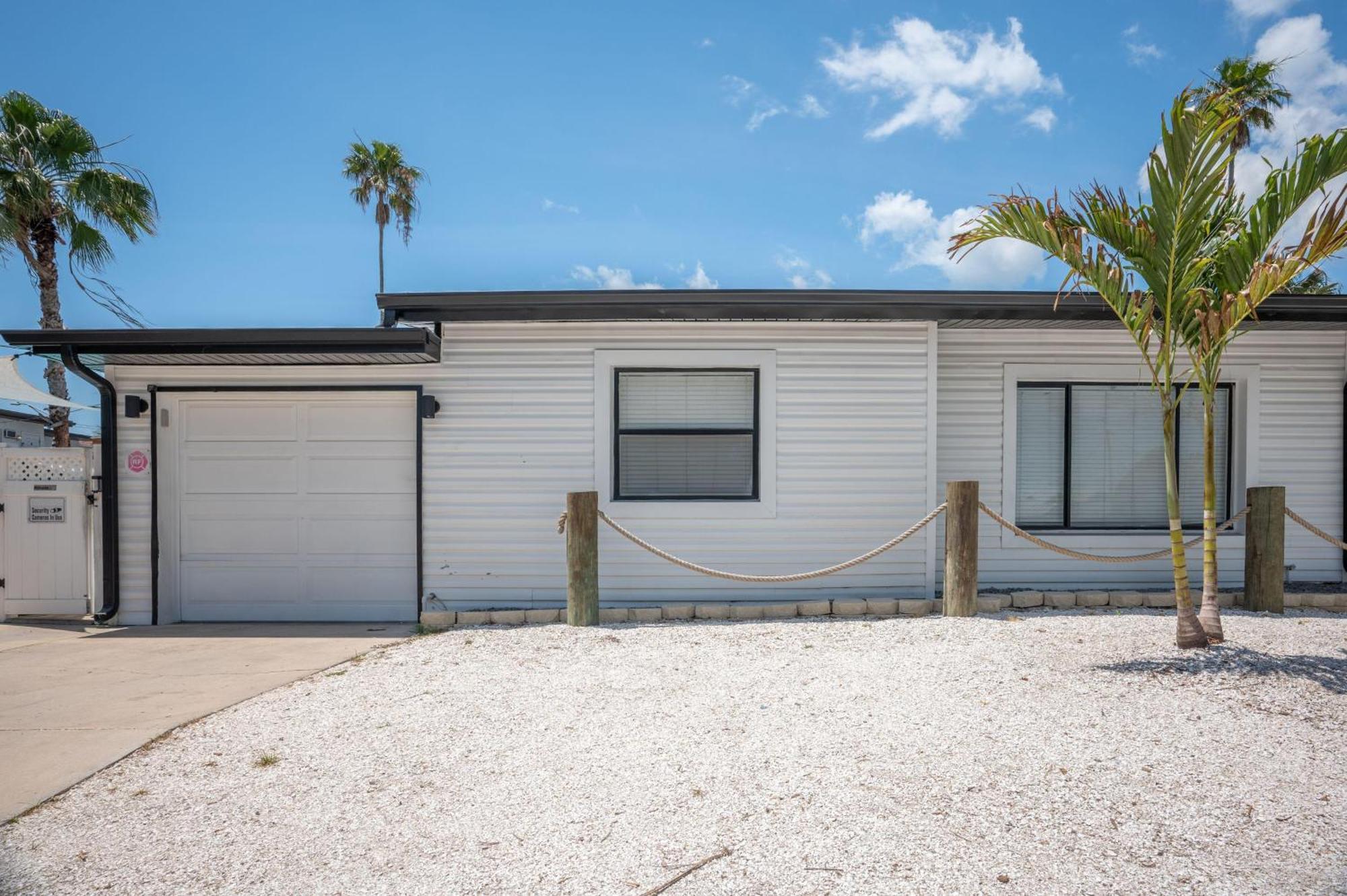 C7-Dolphin Villa St. Pete Beach Eksteriør bilde