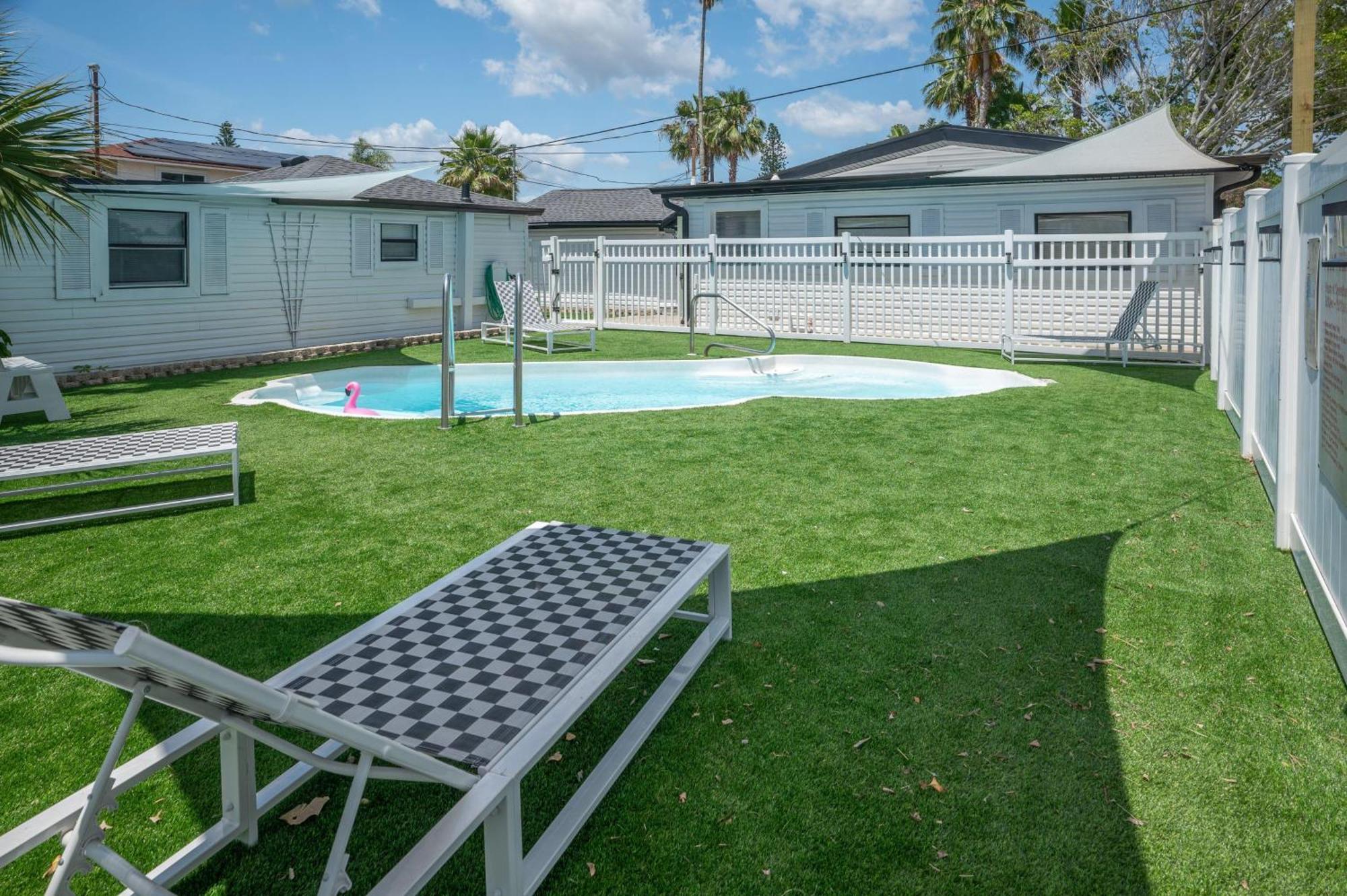 C7-Dolphin Villa St. Pete Beach Eksteriør bilde
