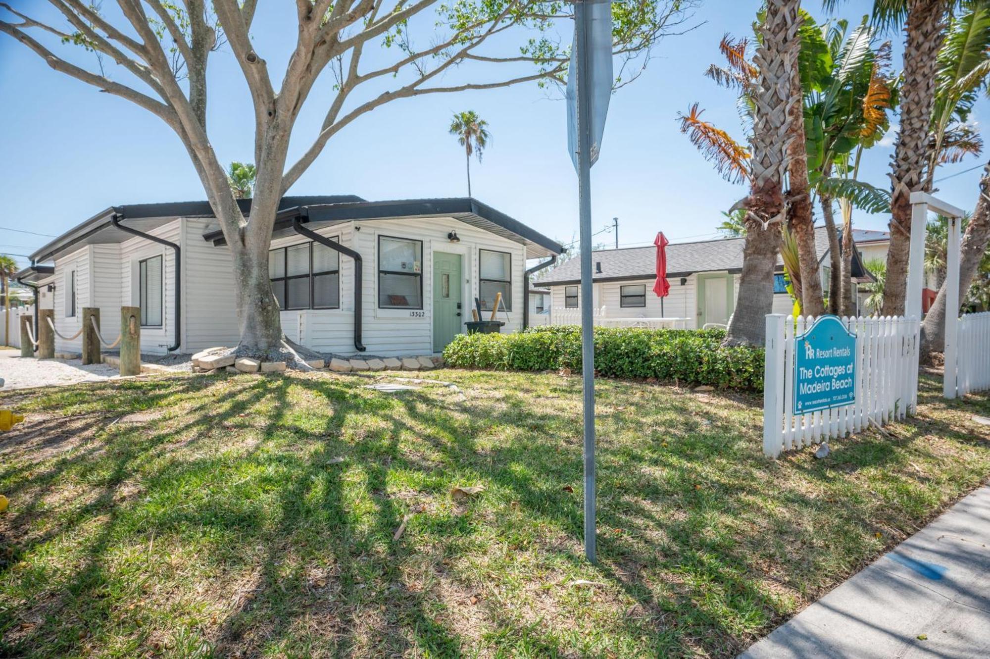 C7-Dolphin Villa St. Pete Beach Eksteriør bilde