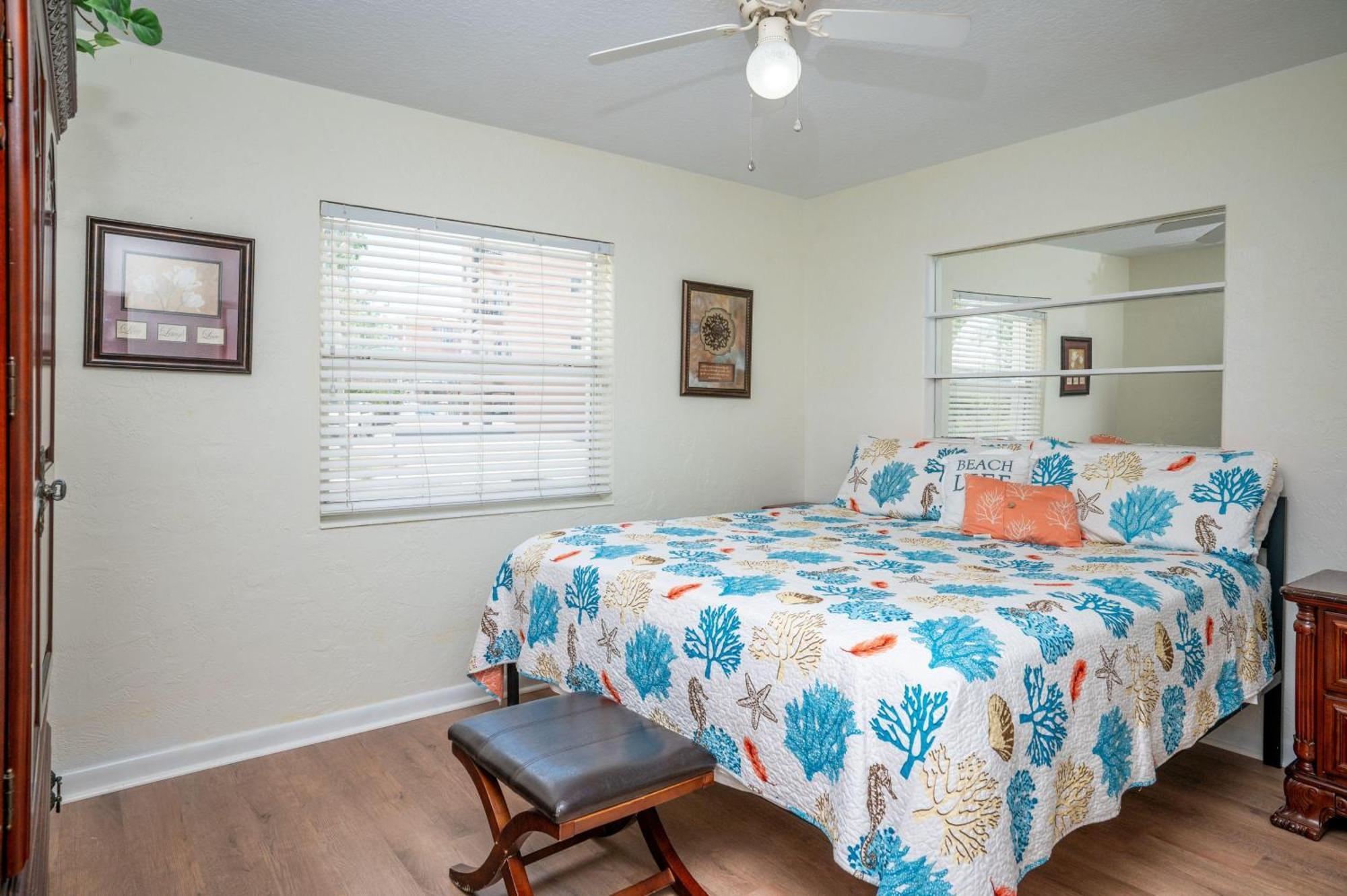 C7-Dolphin Villa St. Pete Beach Eksteriør bilde
