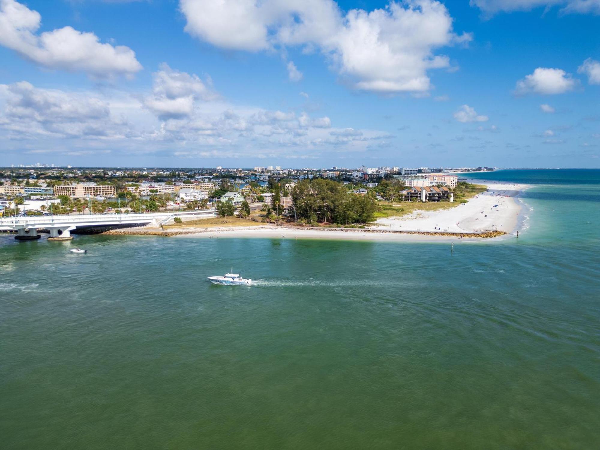 C7-Dolphin Villa St. Pete Beach Eksteriør bilde